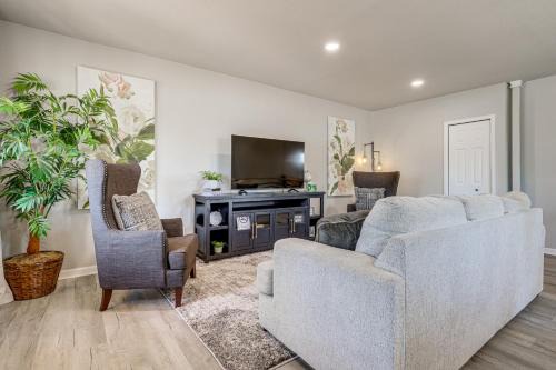 Pueblo House | Family-Friendly Home, 3 Mi to Arkansas Riverwalk!