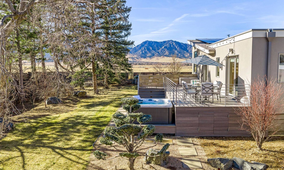 Boulder House | Family-Friendly Retreat w/Mountain Views & Hot Tub