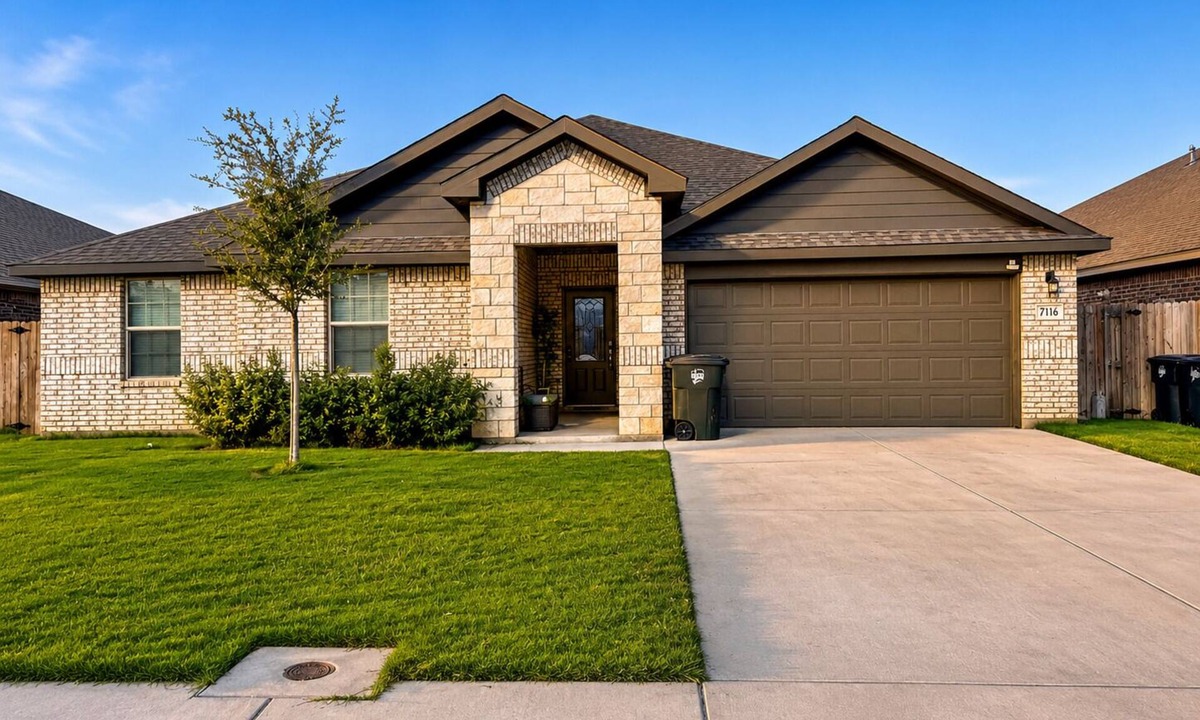 Odessa House | Family-Friendly Texas Home with Great Location. 4 bedroom 2 full baths