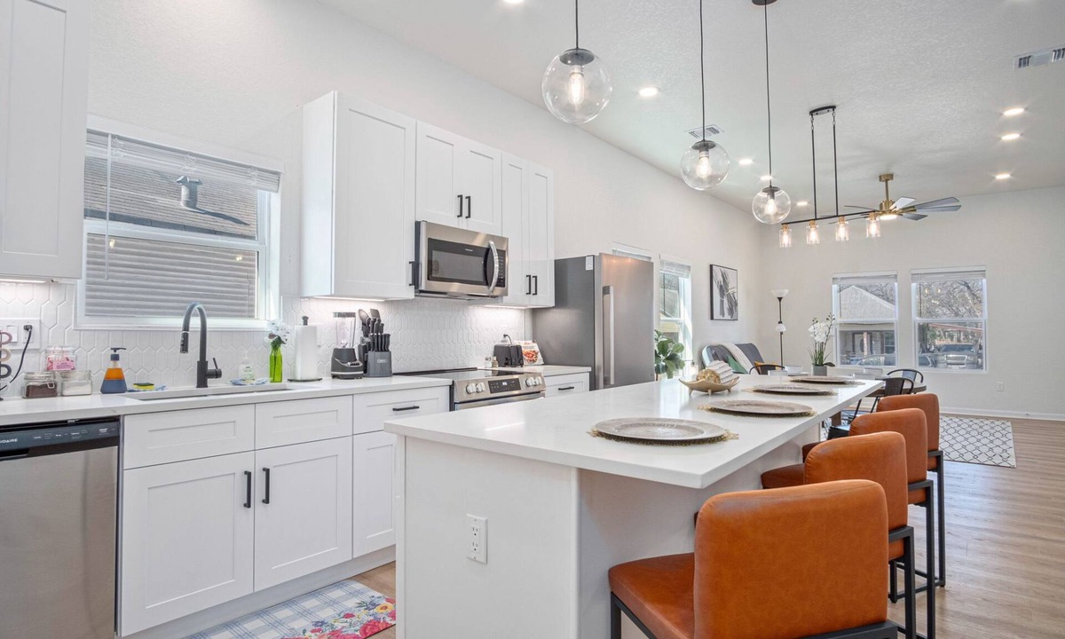 Denver Heights House | Feel Chill and Enjoy 4BR 3BA Near Fun Riverwalk