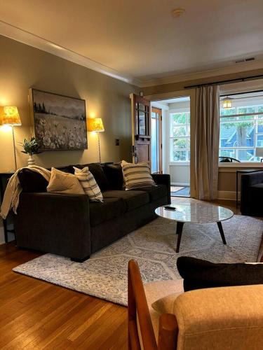 Ravenna House | FIFA World Cup, 4bd 2b close to UW, & light rail