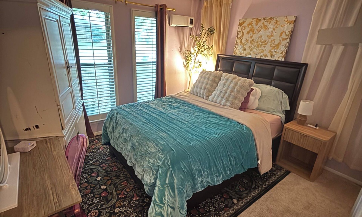 Southwest Arlington House | FIFA WORLD CUP Marvelous 2-bedroom house with Kitchenette in charming Arlington
