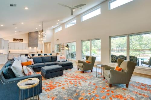 Malakoff House | Fire Pit, Pool! Family Malakoff Gem on Cedar Creek