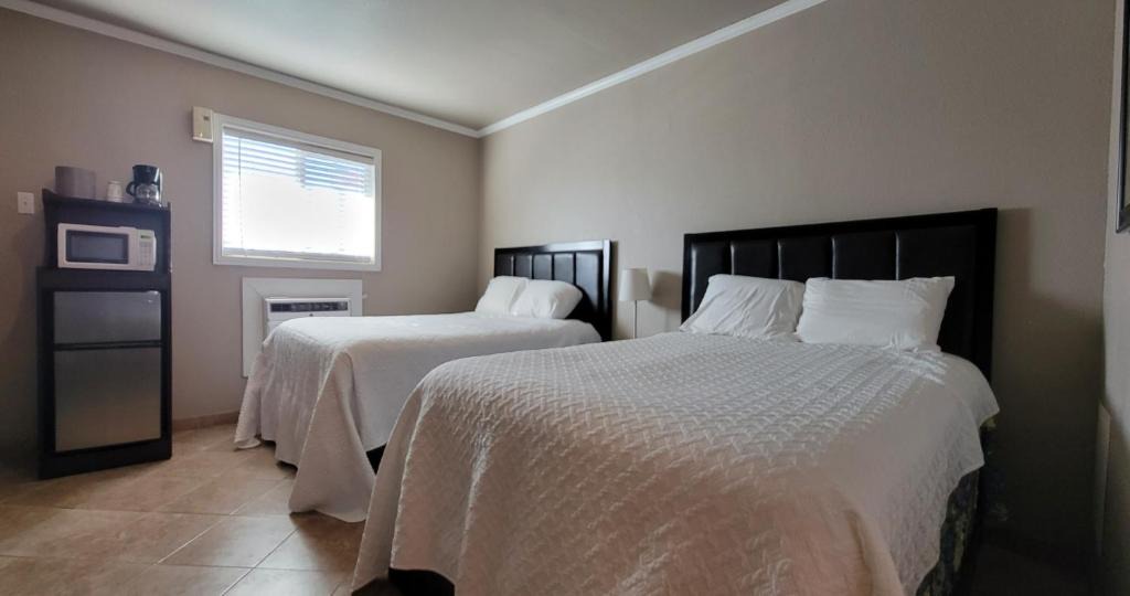 Eunice Hotel | Five Star Inn