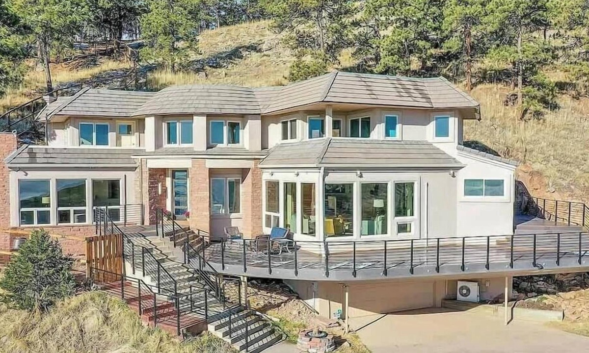 Boulder House | Foothills 4BR Luxury Retreat | Sweeping Views