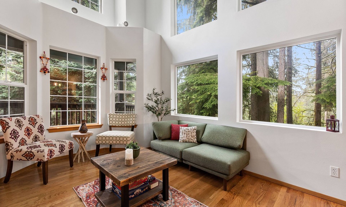 Sudden Valley Cabin | Forest Haven King Suite Near Trails & Lakes