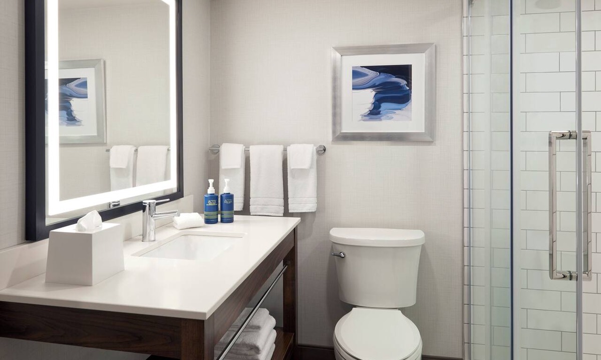 Point Edward Hotel | Four Points by Sheraton Point Edward Sarnia