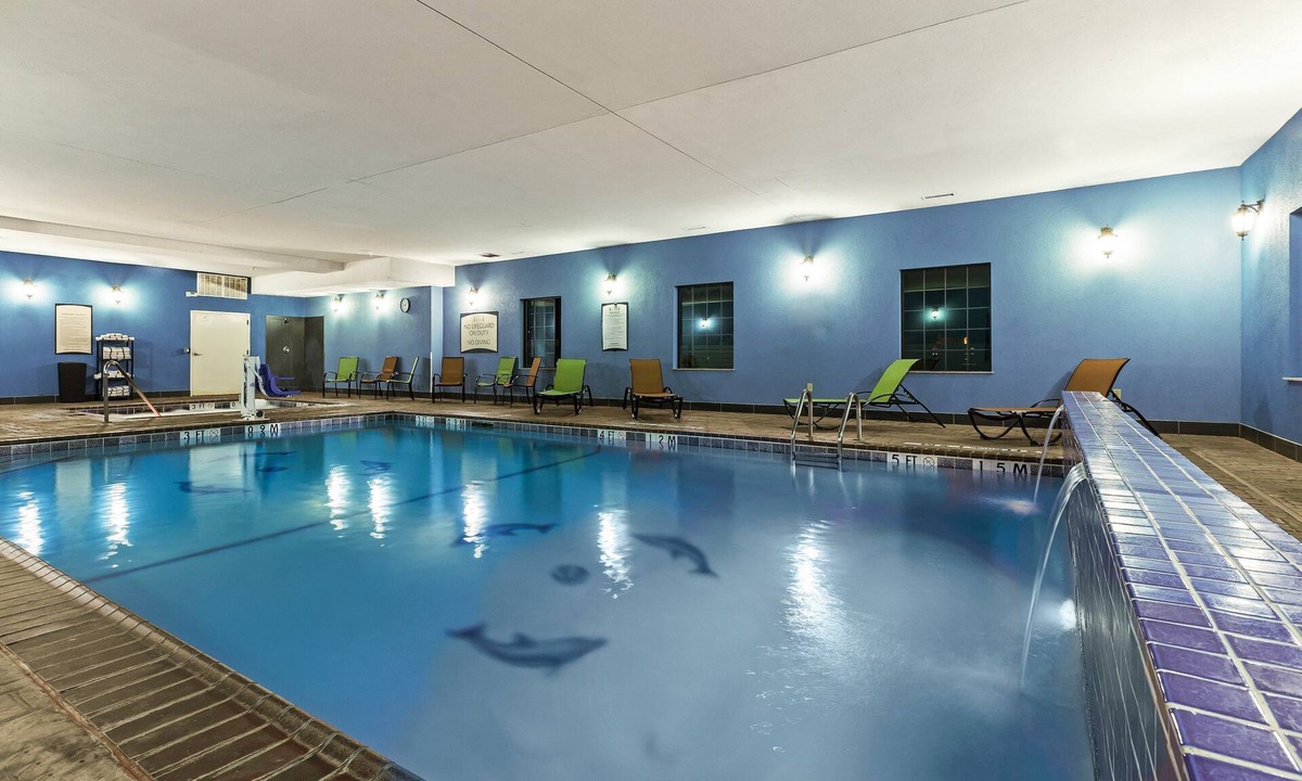Amarillo Apartment | Free Daily Breakfast, Indoor Pool + Hot Tub Access
