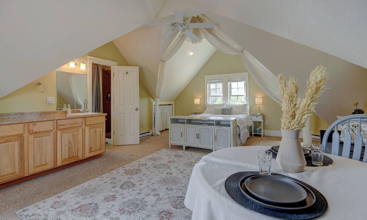 Old Town Apartment | Ft Collins Tree Top Loft in Center of Old Town