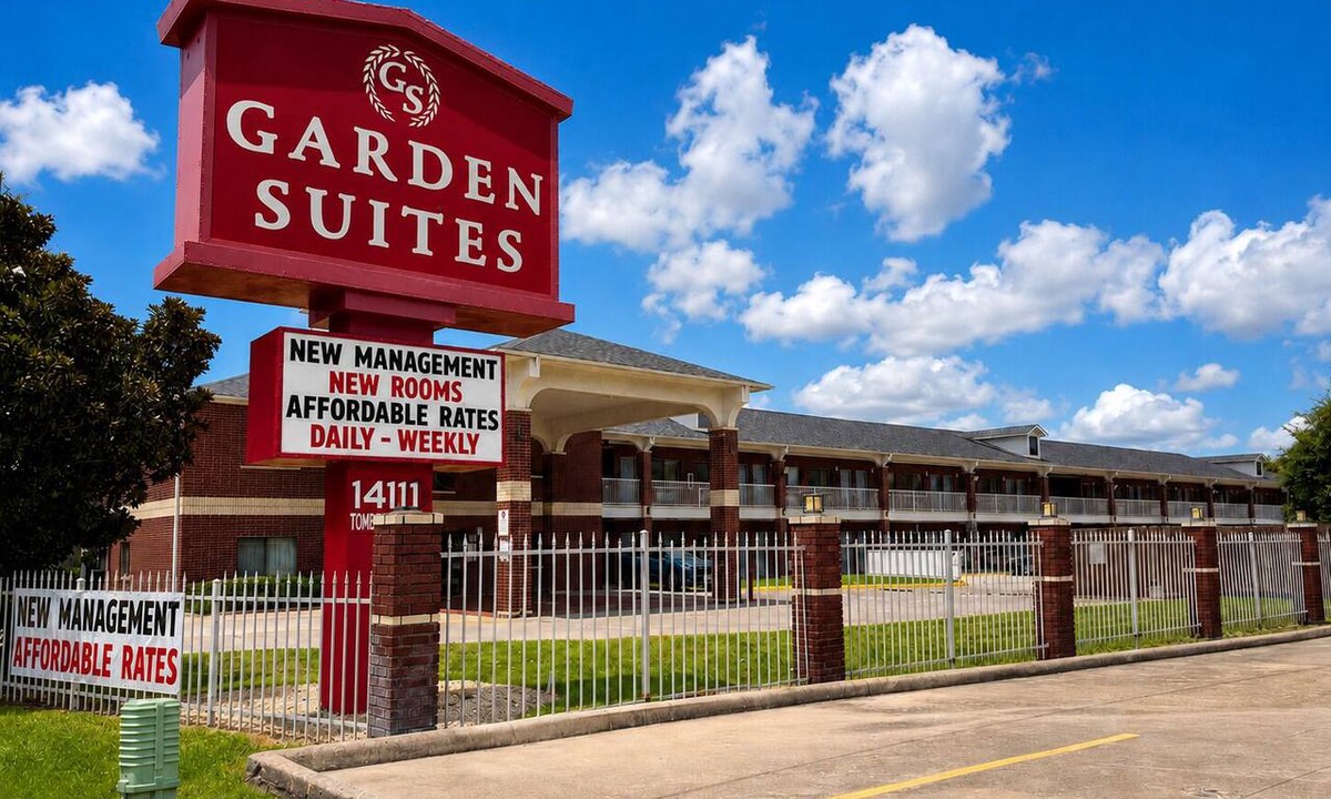 Houston Hotel | GARDEN SUITES