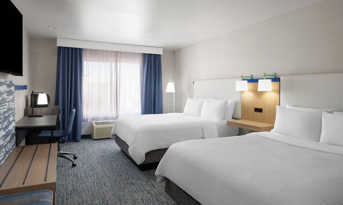 Brookings Hotel | Garner Hotel Brookings by IHG