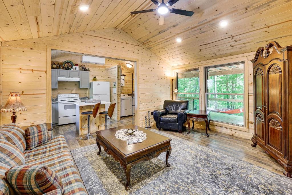 Athens House | Gateway to Ouachita National Forest! Cozy Cabin