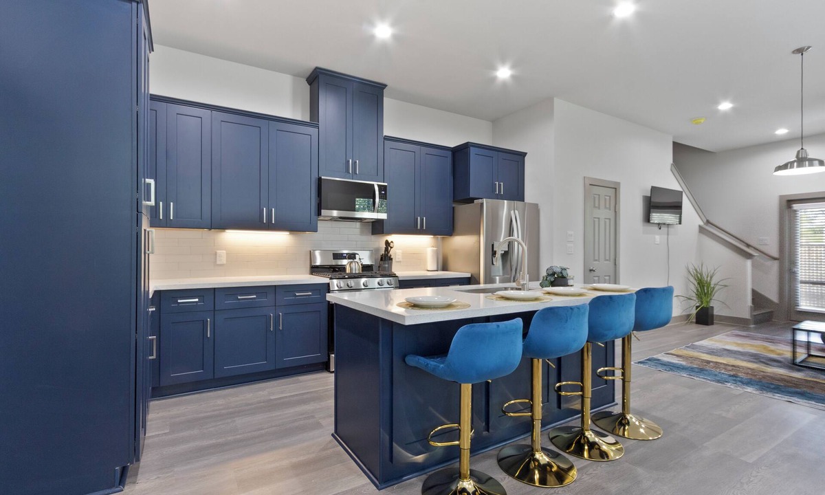 Spring Branch West House | Gorgeous 3BR Home w/Private Yard & Garage
