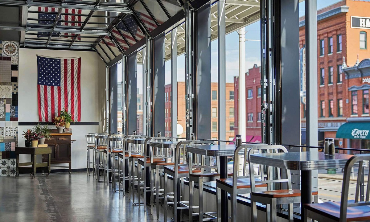 Downtown Lincoln Hotel | Graduate by Hilton Lincoln