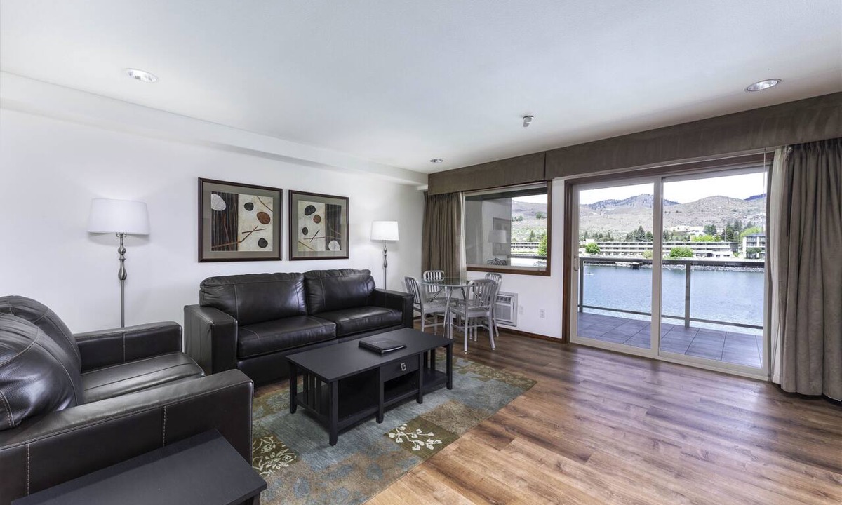 Chelan Condo | Grandview 632 Waterfront condo on Lake Chelan