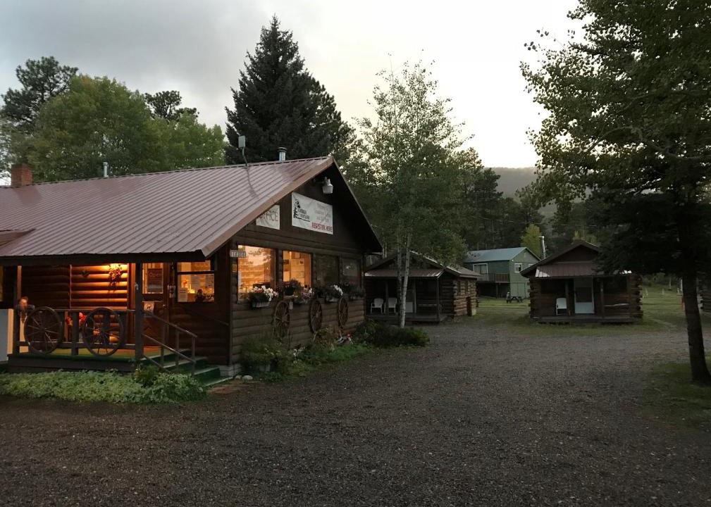 South Fork Cabin | Grandview Cabins & RV Resort