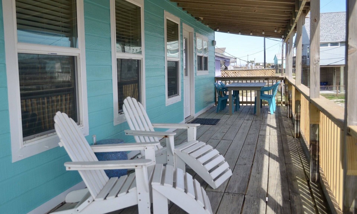 Surfside Beach House | Gulf Views and good vibes!