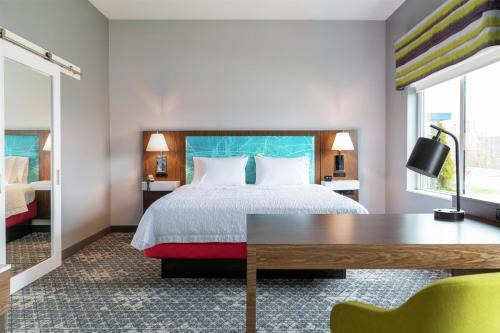 Historic Downtown Durango Hotel | Hampton Inn & Suites By Hilton Durango Downtown Area