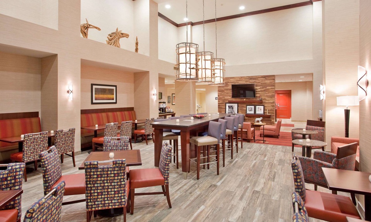 La Vista Hotel | Hampton Inn & Suites Omaha Southwest-La Vista