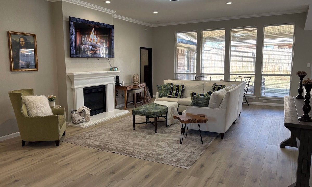 Keller House | Heavenly Spacious 4 bedroom house in charming Fort Worth-Keller Alliance area