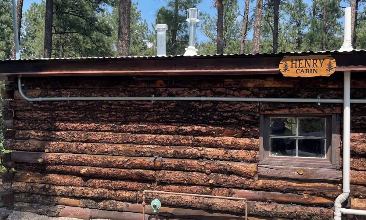 El Porvenir Cabin | Henry Cabin - El Porvenir Cabins - Hermits Peak