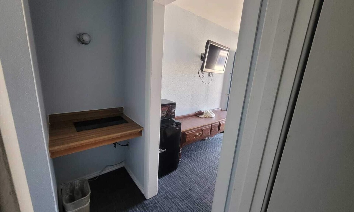 Lazbuddie Hotel | Heritage Budget Inn Hwy 84
