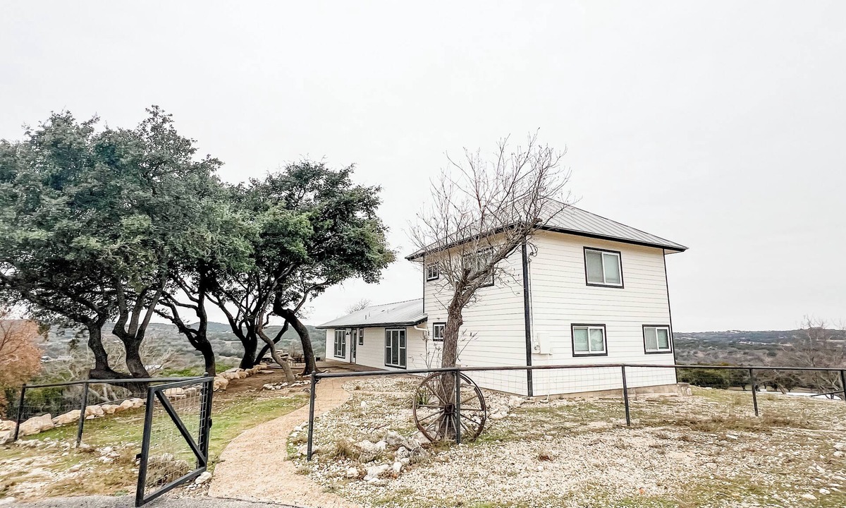 Boerne House | Hilltop Haven on 31 acres w/Breathtaking Views, Horses, & Epic Fire Pit
