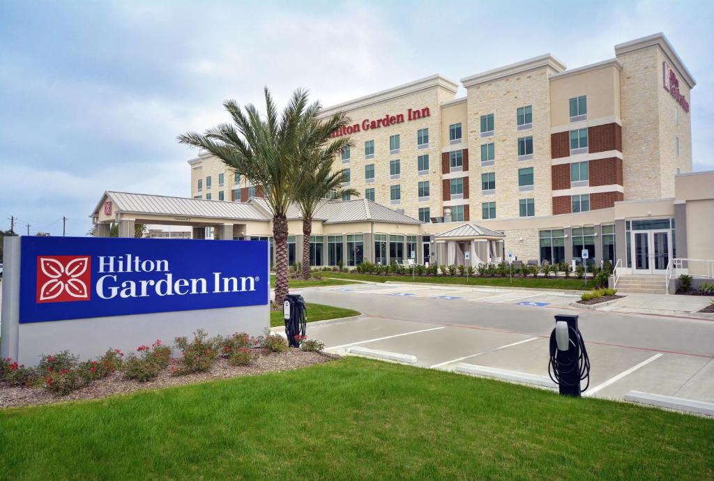 Southeast Houston Hotel | Hilton Garden Inn Houston Hobby Airport
