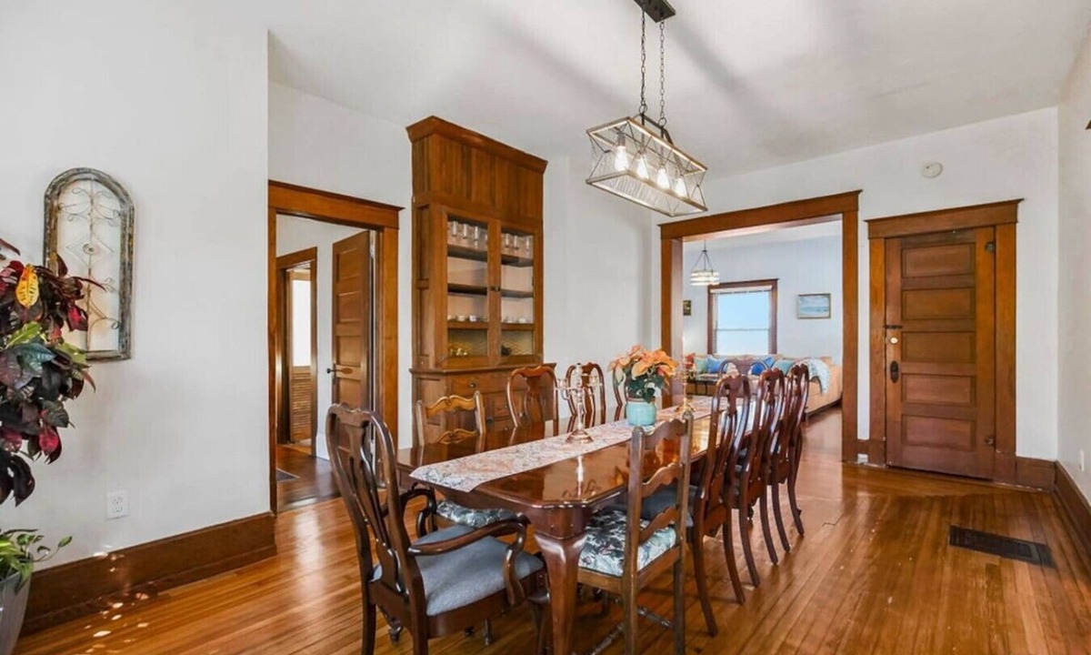 Grandview House | Historic Charm: Spacious 4BR Retreat Sleeps 11