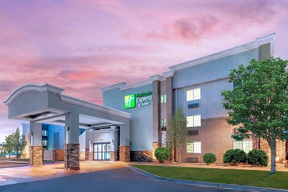Wheat Ridge Hotel | Holiday Inn Express & Suites Wheat Ridge-Denver West, an IHG Hotel