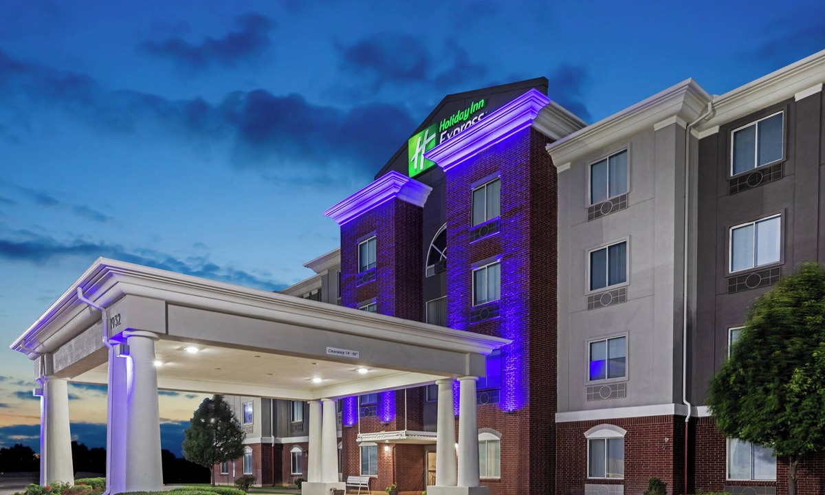 Dumas Hotel | Holiday Inn Express Hotel & Suites Dumas by IHG