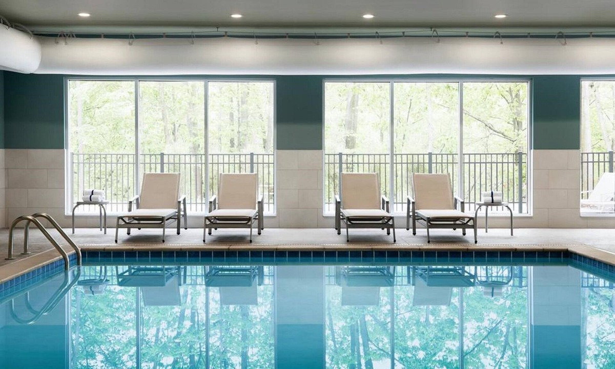 Maryville Hotel | Holiday Inn Express & Suites Maryville by IHG