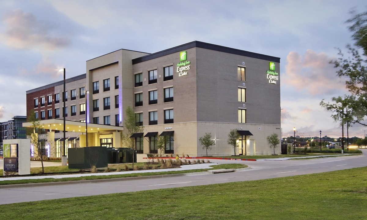 Frisco Hotel | Holiday Inn Express & Suites Dallas-Frisco NW Toyota Stdm by IHG