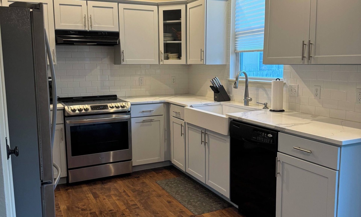Papillion House | HOME AWAY FROM HOME - just minutes from downtown