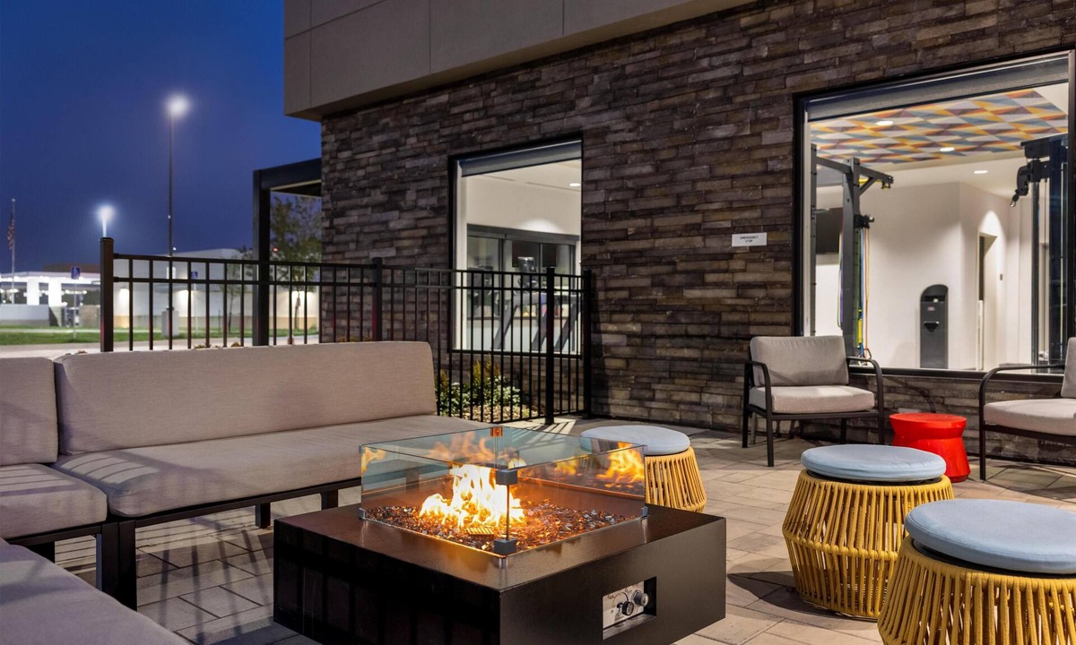 Altoona Hotel | Home2 Suites By Hilton Altoona Des Moines