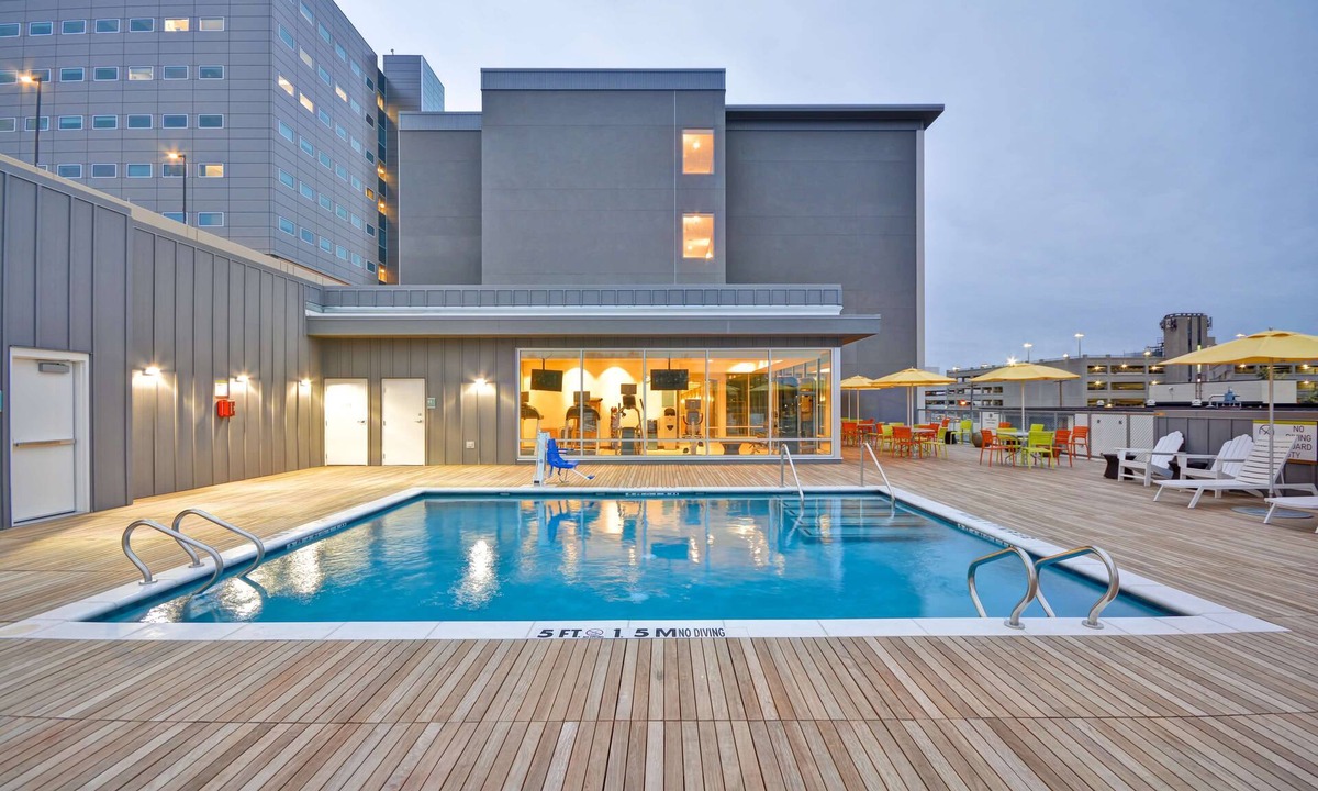 Old East Dallas Hotel | Home2 Suites by Hilton Dallas Downtown at Baylor Scott & White
