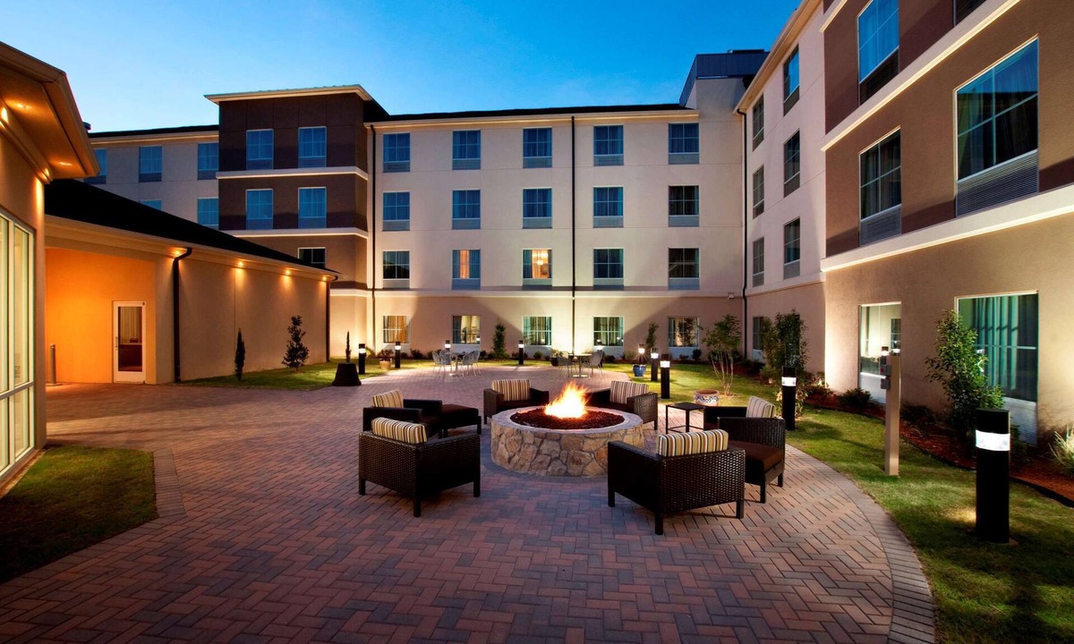 Fort Worth Hotel | Homewood Suites by Hilton Fort Worth West at Cityview, TX