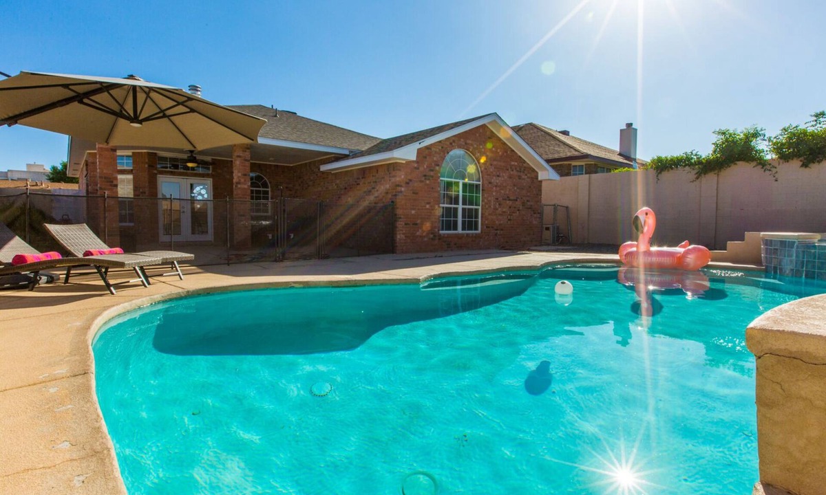 Westside House | Hot tub with city views -NO PARTIES ALLOWED-