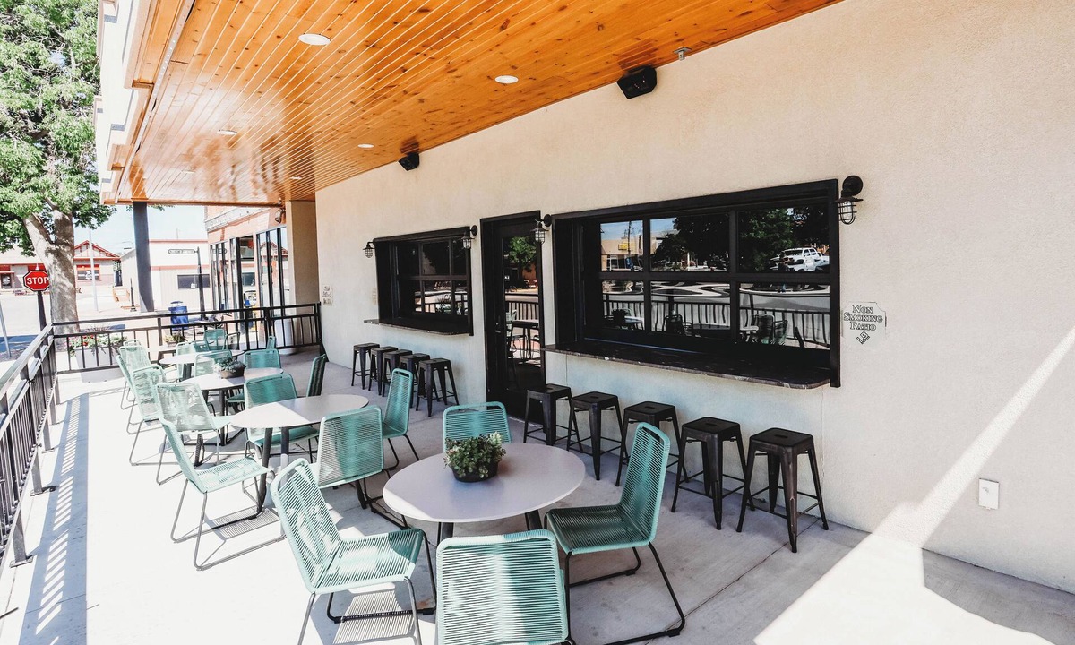 Douglas Hotel | Hotel LaBonte