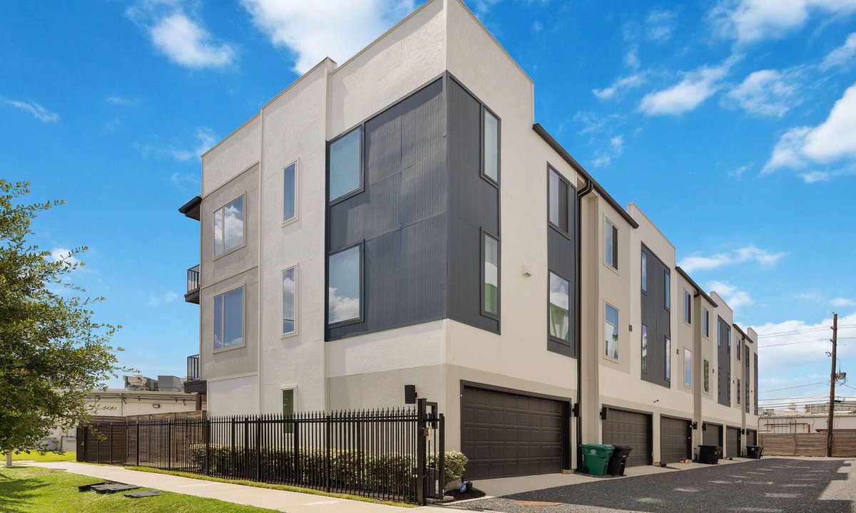 Houston House | Houston elegant home near Galleria