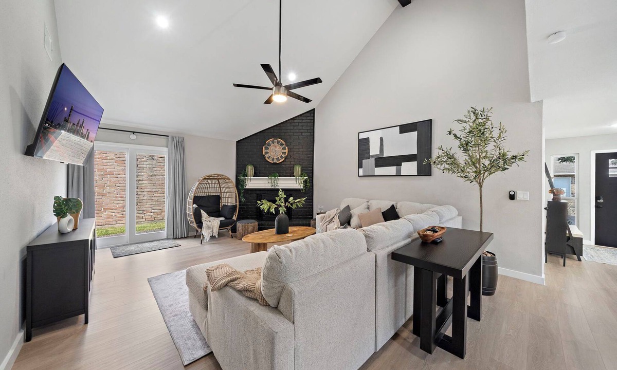 George Bush Park/Eldridge House | Houston Getaway | Yard BBQ | Games | WiFi | Pets