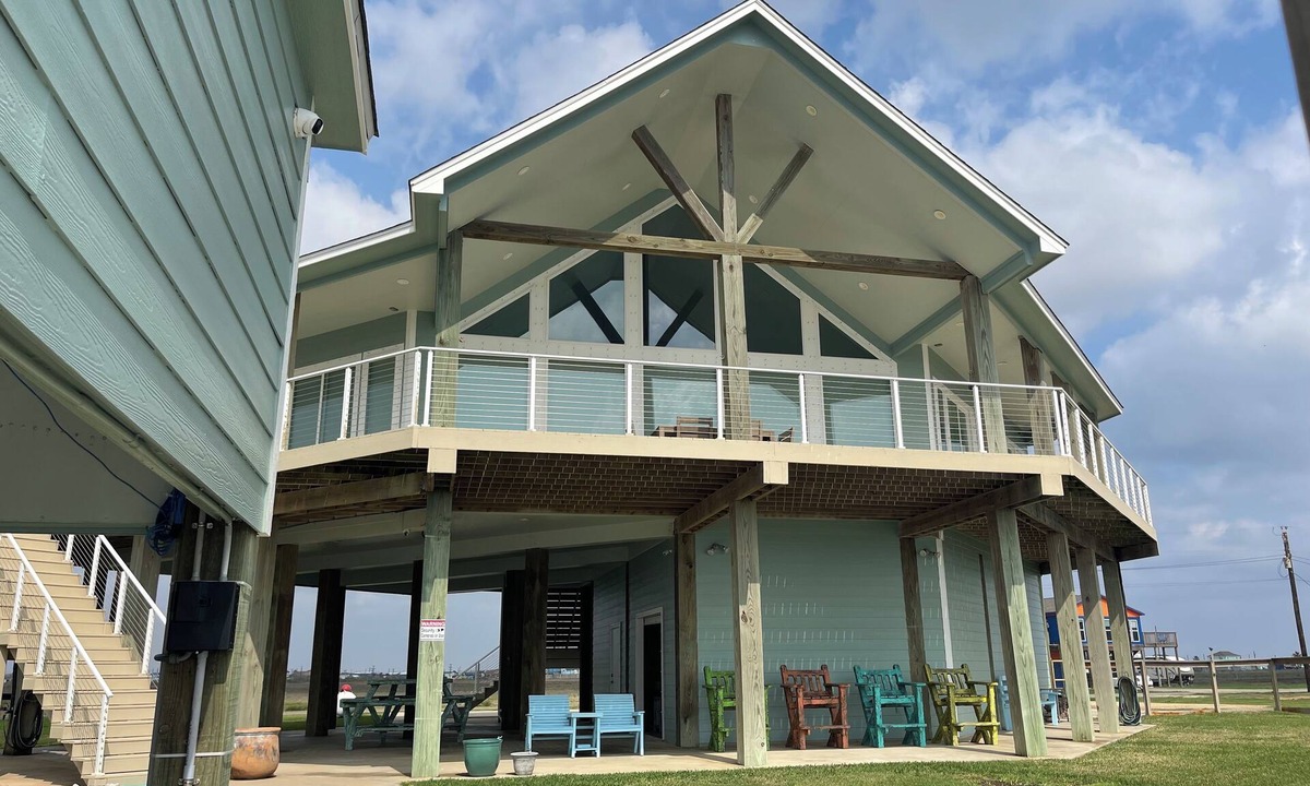 Cedar Lane House | ICW water front! This VIEW- from every room! Watch dolphins, boats & barges!