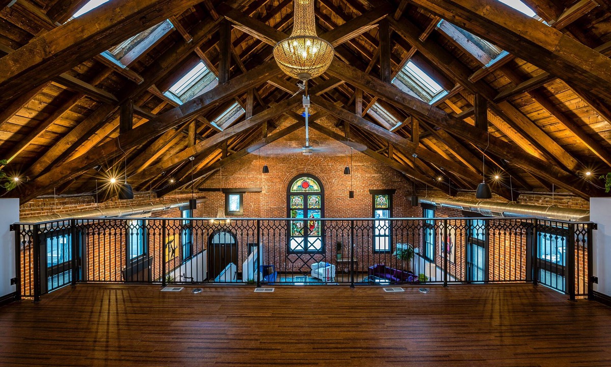Whittier House | Ideal for Large Groups: 6bd/7ba, Sleeps 18