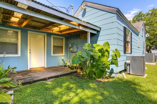 Lakeview  Jefferson County Apartment | Industrial Grade Comfort: Near Ports & Plants