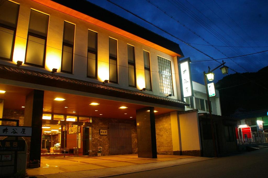 Sakurai Hotel | Itaniya