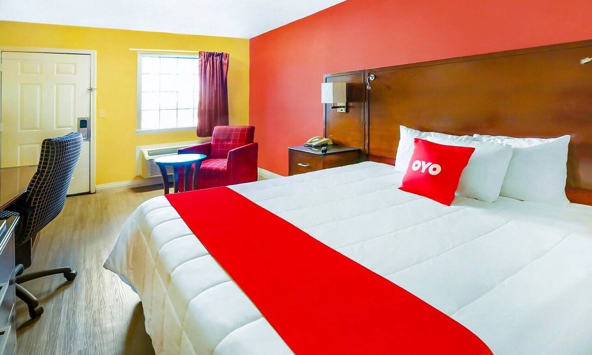 Jackson Apartment | Jackson | King Bed Smoking