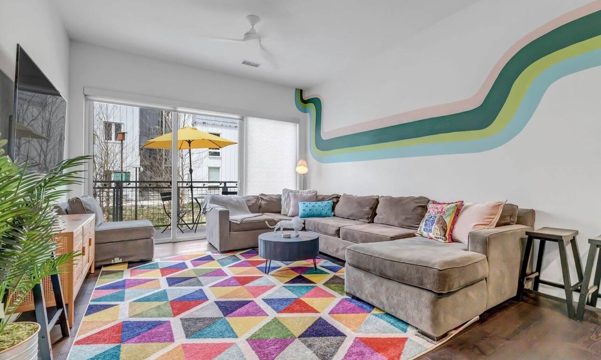 Five Points Condo | Jungle House: 2 Bed Condo w/parking & Patio