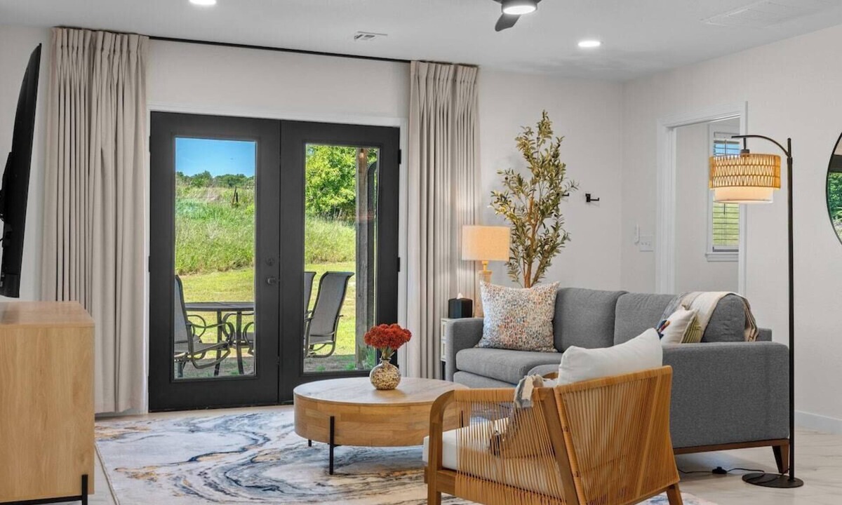 Sand Springs House | Keystone Lake Getaway