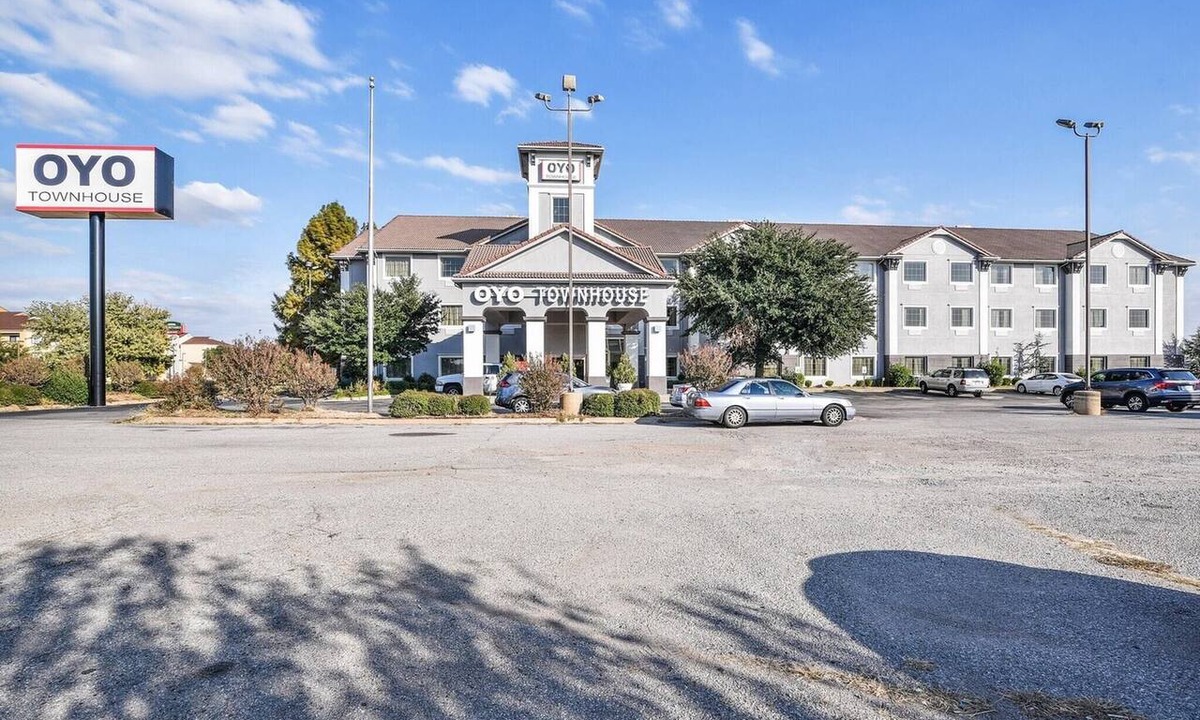 Central Oklahoma City Apartment | King Bed Accessible|Nsmk