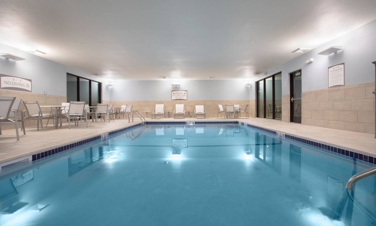 Littleton Condo | King Suite at Staybridge | FREE Daily Breakfast Included